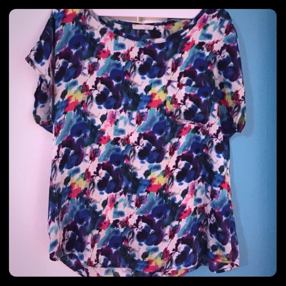 Rainbow short sleeve top