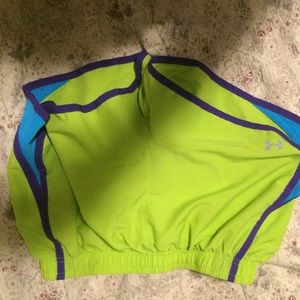 Underarmor shorts