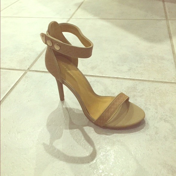 Shoe republic LA SZ 7.5