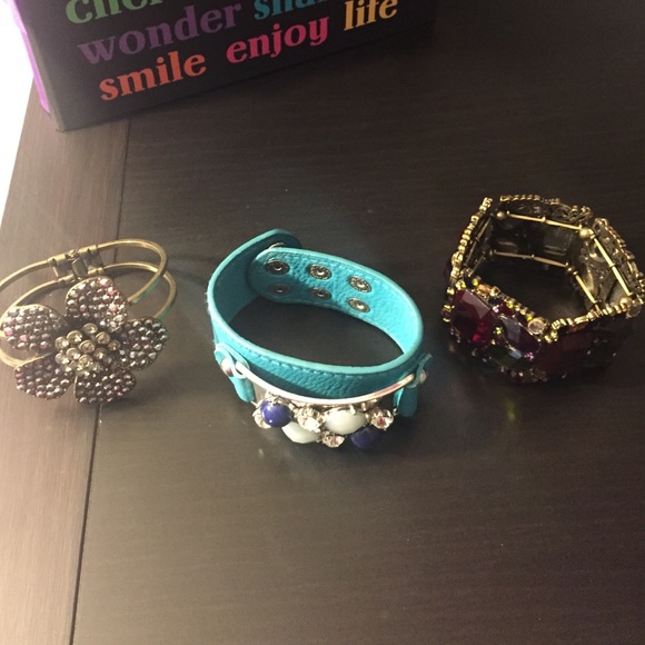 3 bracelets bundle - Picture 2 of 4