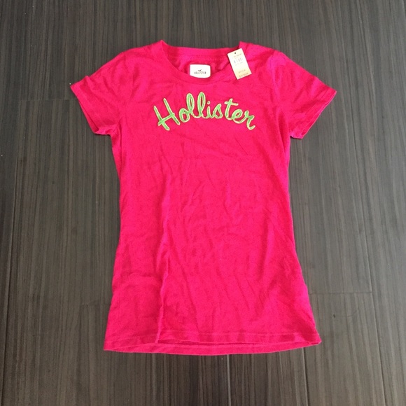 Hollister graphic t