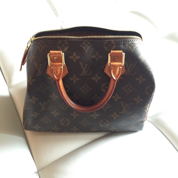 Louis Vuitton Speedy