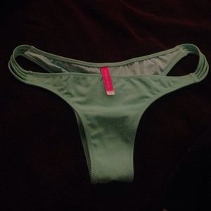 Victoria Secret Itsy Strappy Cheeky Bottoms