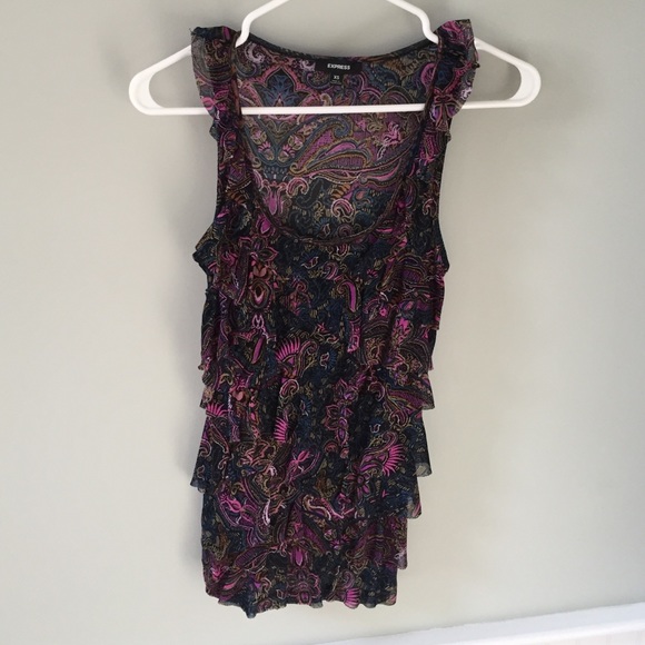 *LAST CHANCE* Express ruffle tank