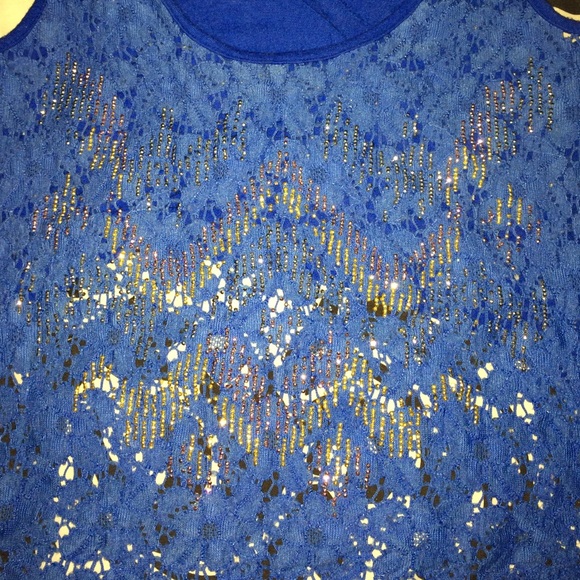 Blue tank - Picture 3 of 4