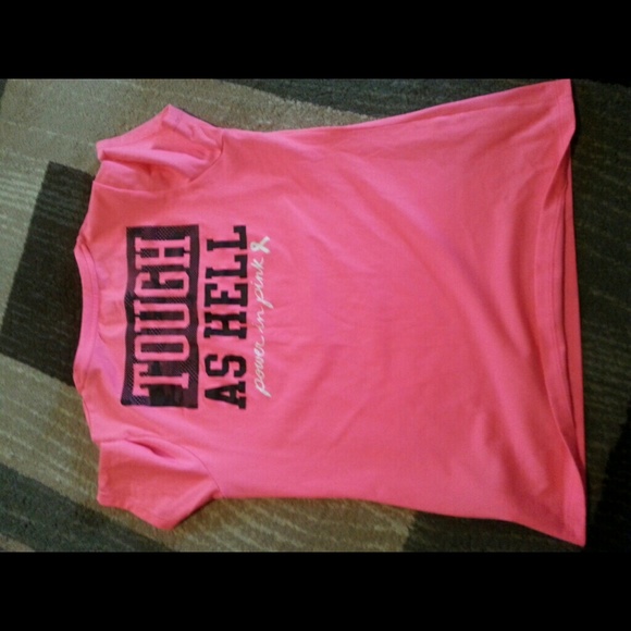 Womens under armour shirt