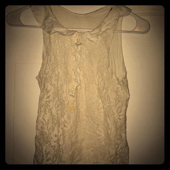 White collar top
