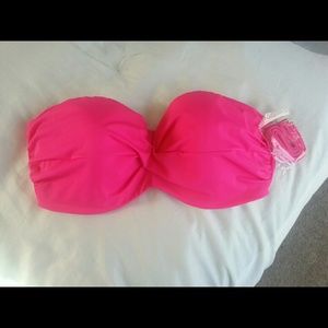 NWOT Victoria's Secret Bathing Suit Top