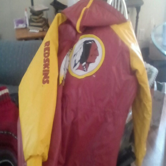 Coat - Picture 2 of 4