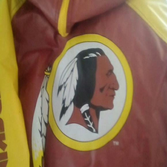 Coat - Picture 3 of 4