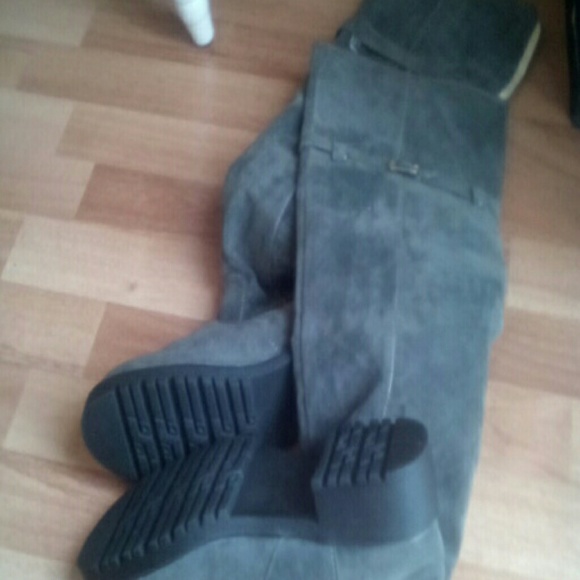 Gray boots