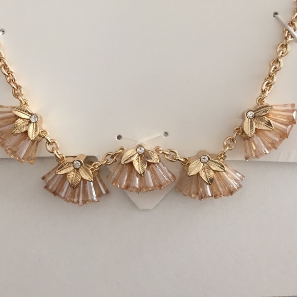 Pretty H&M necklace - Picture 3 of 4