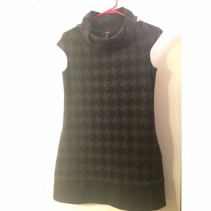 Express sleeveless shift dress.
