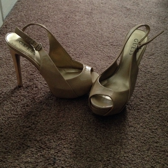 Guess Heels Size 6.5 - Picture 1 of 3