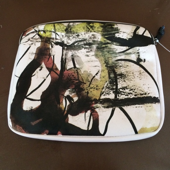 Neiman Marcus iPod case