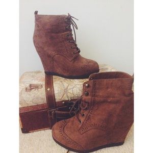 🎉REDUCED BROWN BOOTIES 🎉