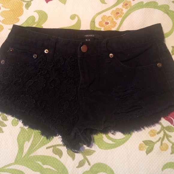 Forever 21 black shorts