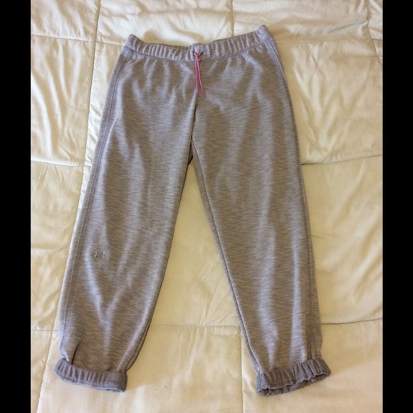 Under Armour Pants - Under Armour sweat capris