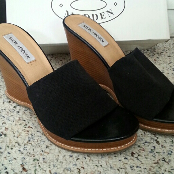 Wedge open toe sandals