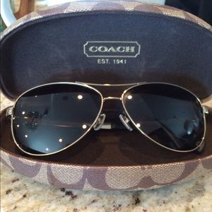 Coach polarized aviator sunglasses