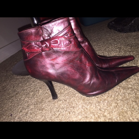 Kenneth Cole booties size 6 - Picture 1 of 4