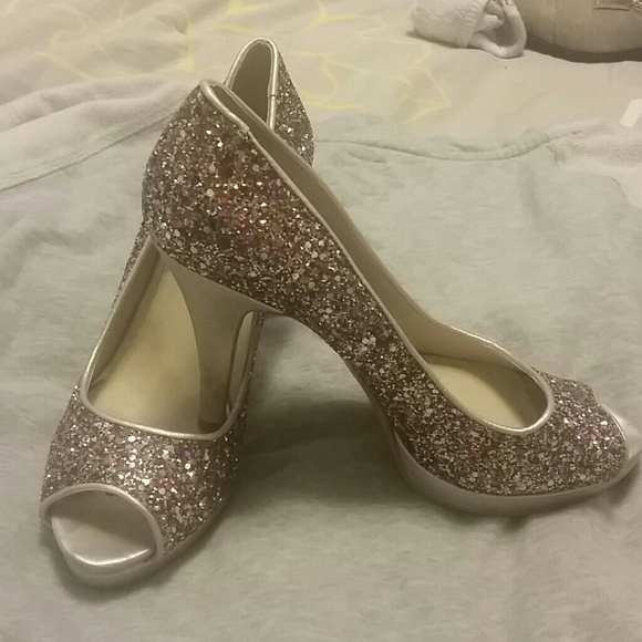 High heels - Picture 1 of 2