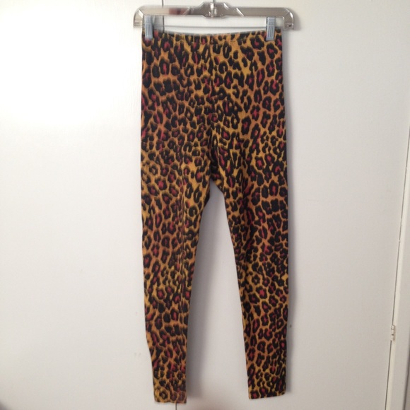 Betsey Johnson leopard leggings