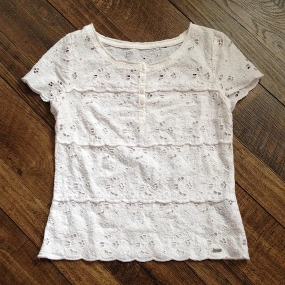 Abercrombie White Lace Eyelet top - Picture 1 of 4