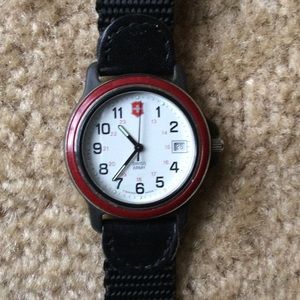Swiss Army Watch ❤️❤️ SALE❤️ POSH LOVE❤️❤️