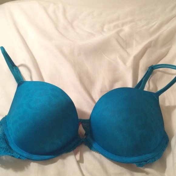 Victoria's Secret bra bundle!