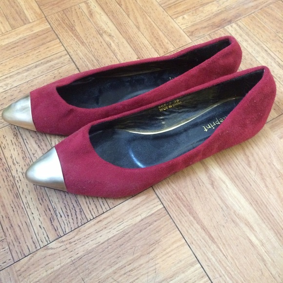 Gold plated red flats