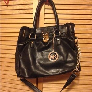 Immitation Micheal Kors black purse
