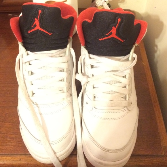 Jordan 5s - Picture 2 of 4