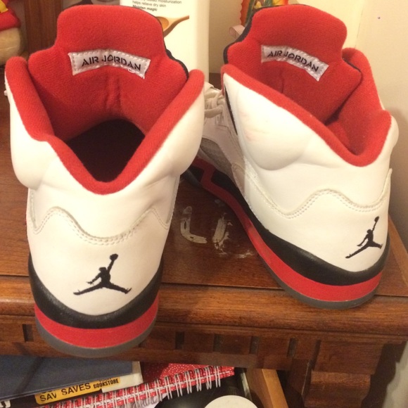 Jordan 5s - Picture 4 of 4