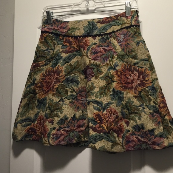 Free people tapestry floral skirt size 4