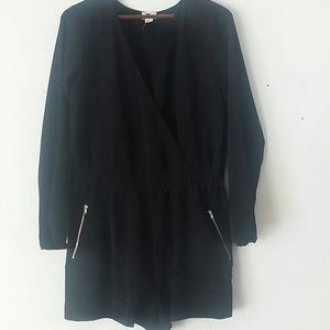 Long sleeve black rompers with zippers