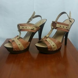 Jessica Simpson platform heels