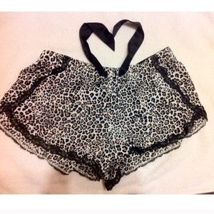 Vs Pink Cheetah Pj shorts