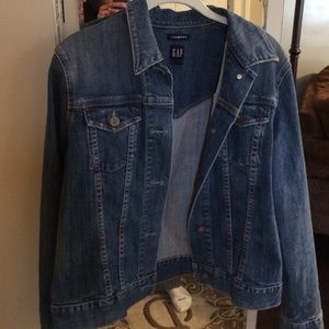 Gap denim jacket. Size large.