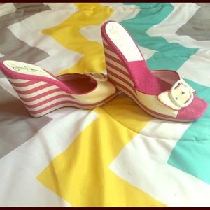 Jessica Simpson wedges