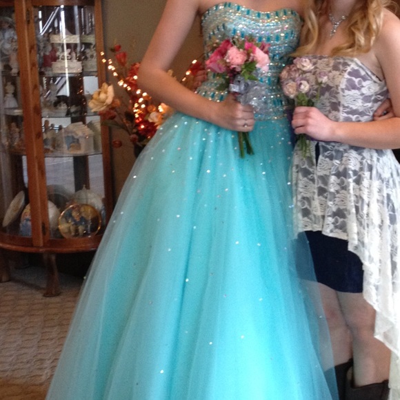 Prom dress
