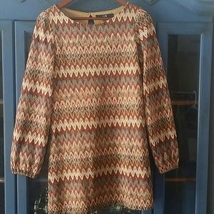 Chevron long sleeve lace dress