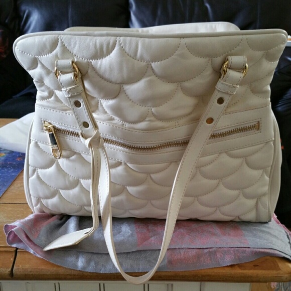 Badgley Mischka Handbags - TRADE DO NOT BUY FOR @IMJAQUEZ