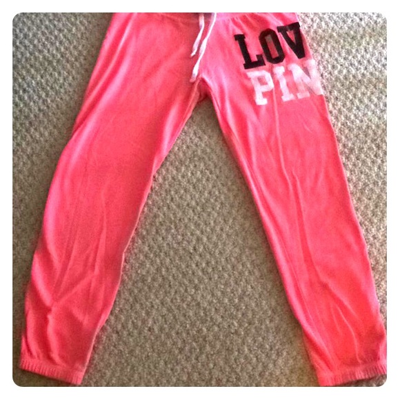 SOLDDDDD VS sweatpants!