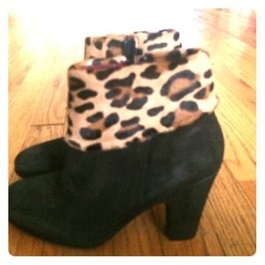 Cute black bootie
