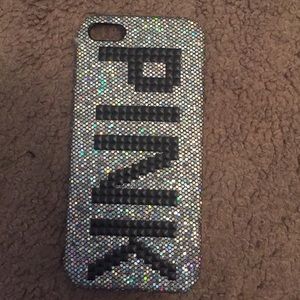 Pink vs iPhone 5 5s case