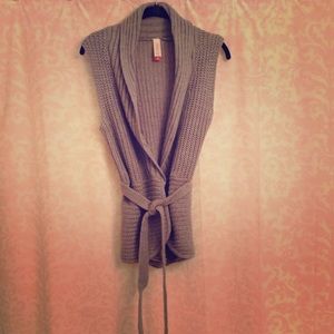 Grey sleeveless sweater