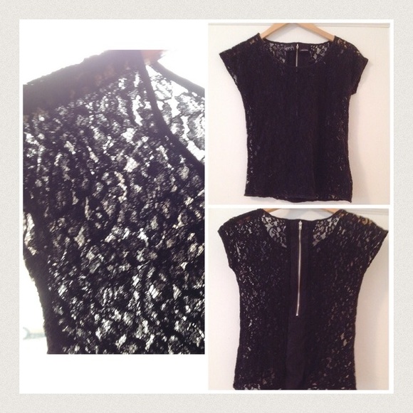 Black lace top - Picture 3 of 3