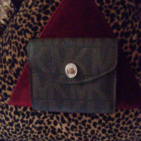🌺🌺🌺Traded @boyange 🌺Michael Kors small wallet