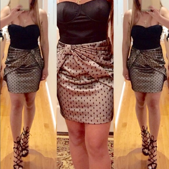 Dresses & Skirts - 🎉HP🎉 Elegant cocktail dress